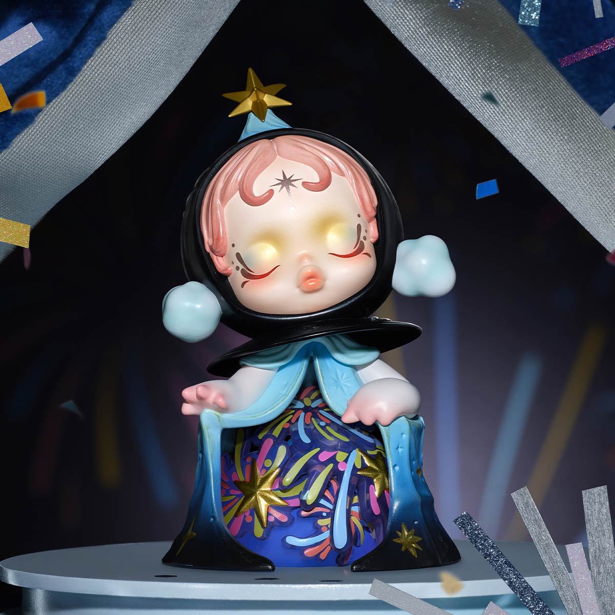 Mô Hình Celebrating The Moment 15th Anniversary POP MART 6941313054899
