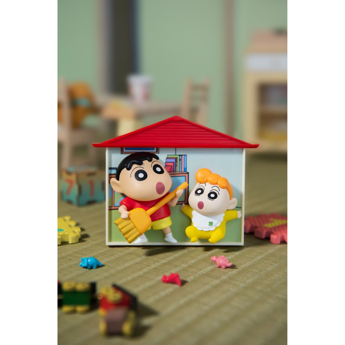 Đồ Chơi Mô Hình Crayon Shinchan Nohara Family Series Figures TOP TOY 2303384810103