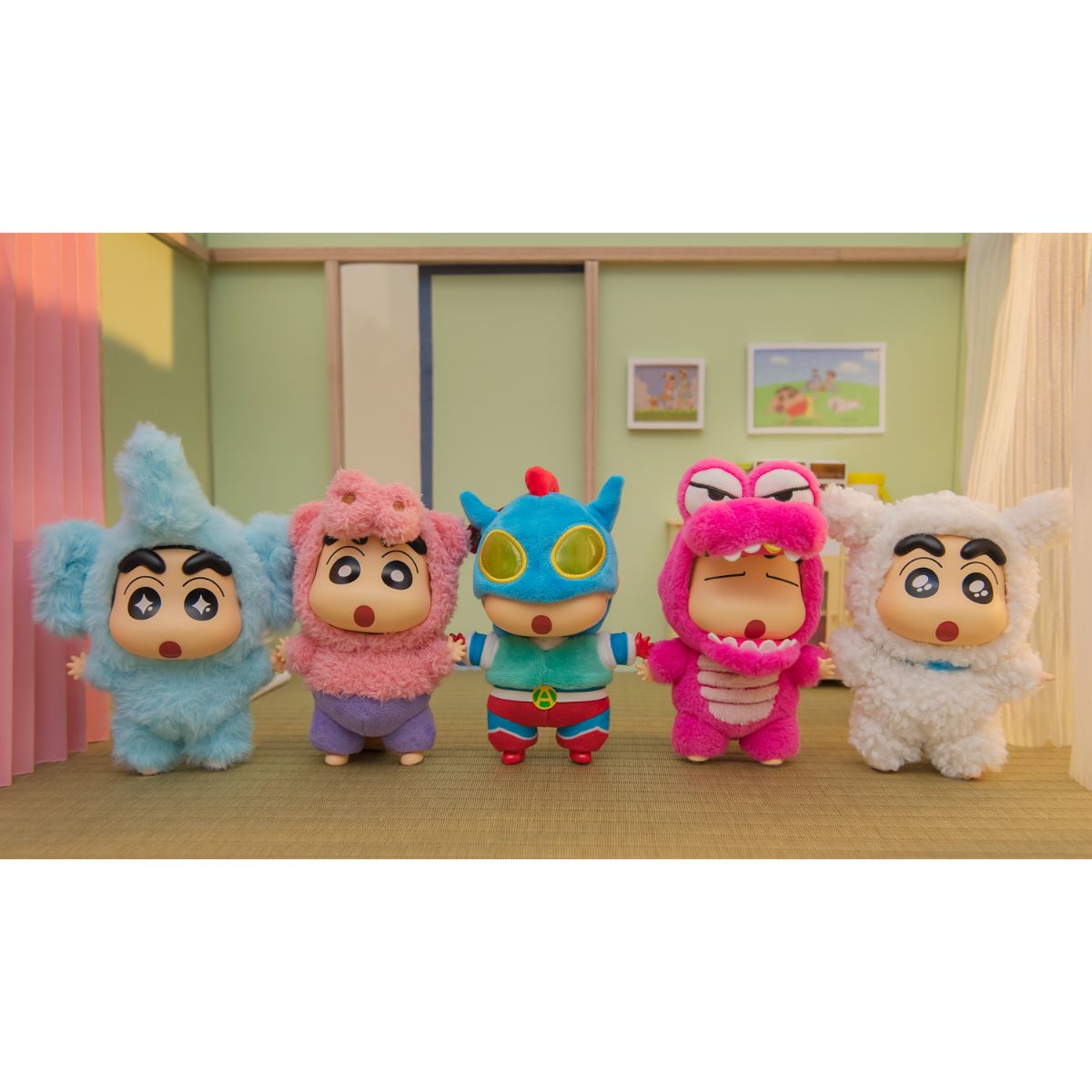 mo-hinh-crayon-shinchan-play-party-series-vinyl-plush-top-toy-2303234410101-02