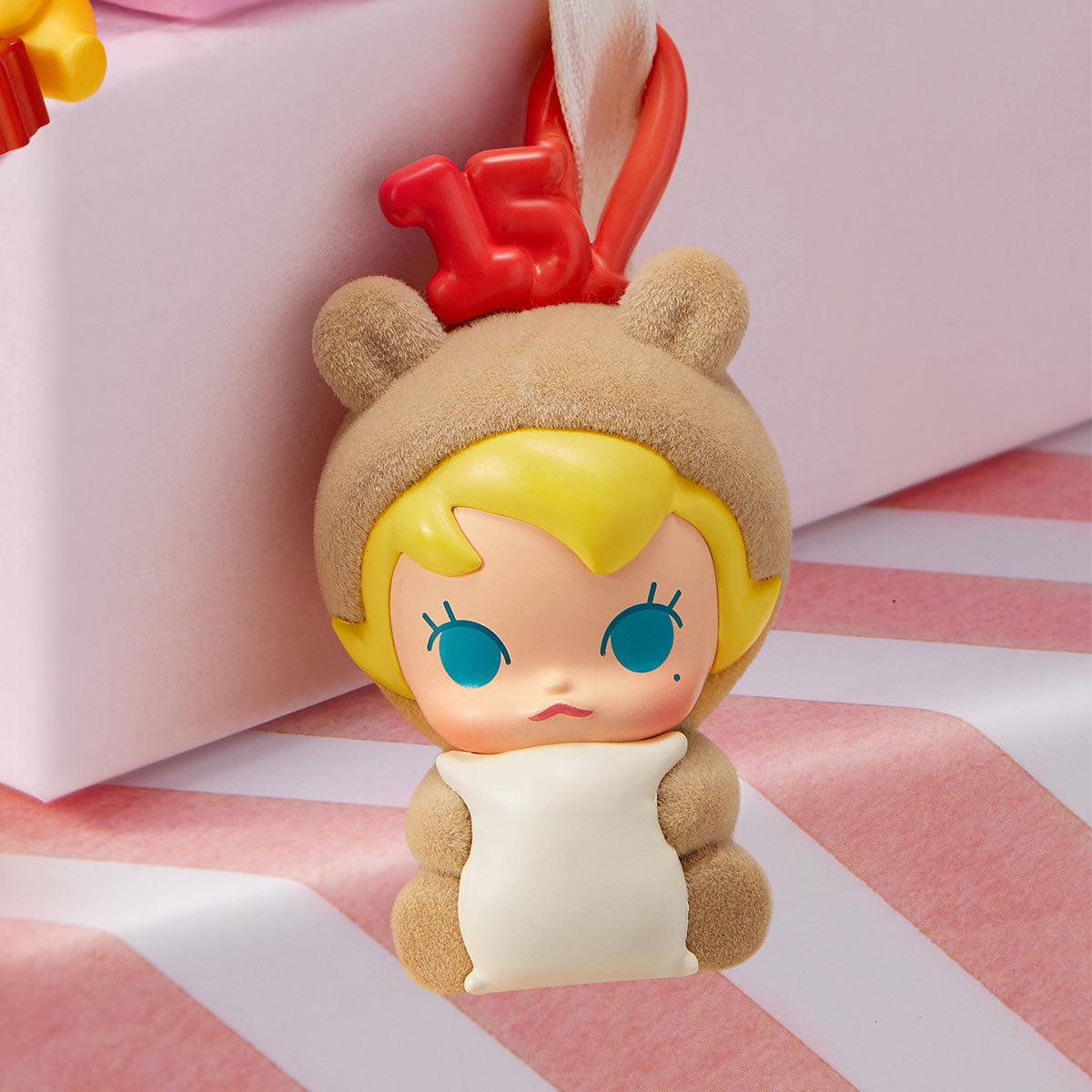 Mô Hình Pop Bean Celebrate This Moment Series（1Pc Per Pack）POP MART 6941313041424