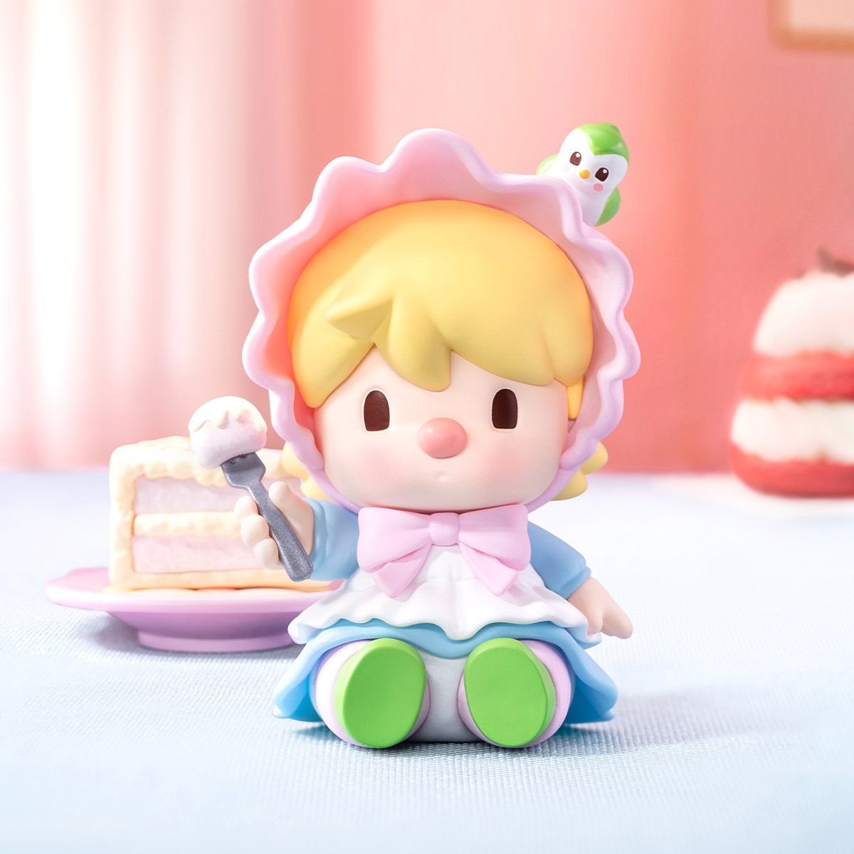 Đồ Chơi Mô Hình Sweet Bean Travelling During Flower Season POP MART 6941848276384