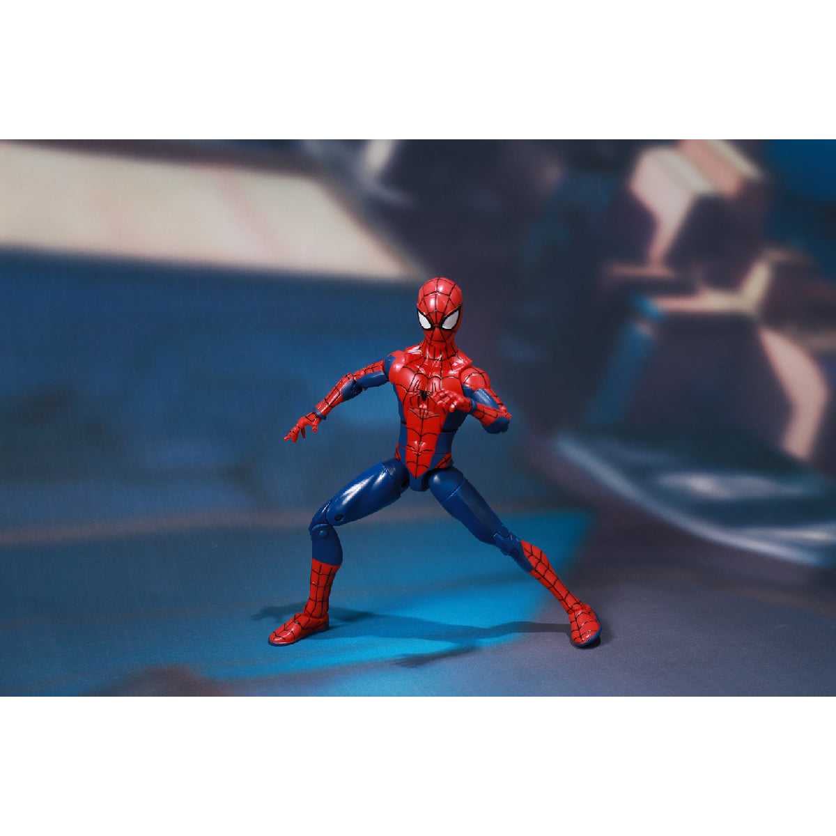 Mô Hình Tác Chiến Spiderman Cổ Điển Tích Hợp Bệ Ánh Sáng ZD TOYS 1606-15