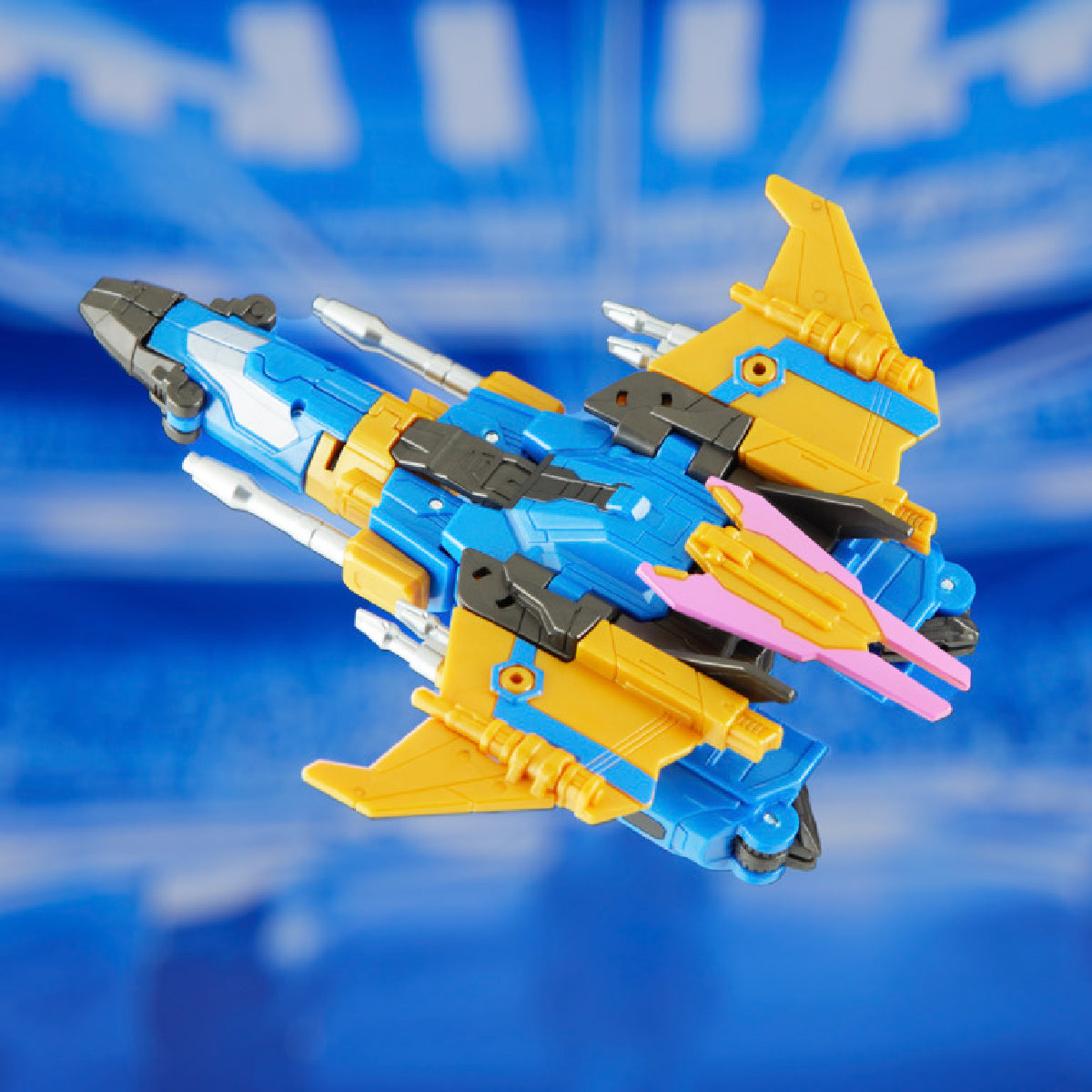 Mô Hình One Prime Changer Sergeant TRANSFORMERS F8693