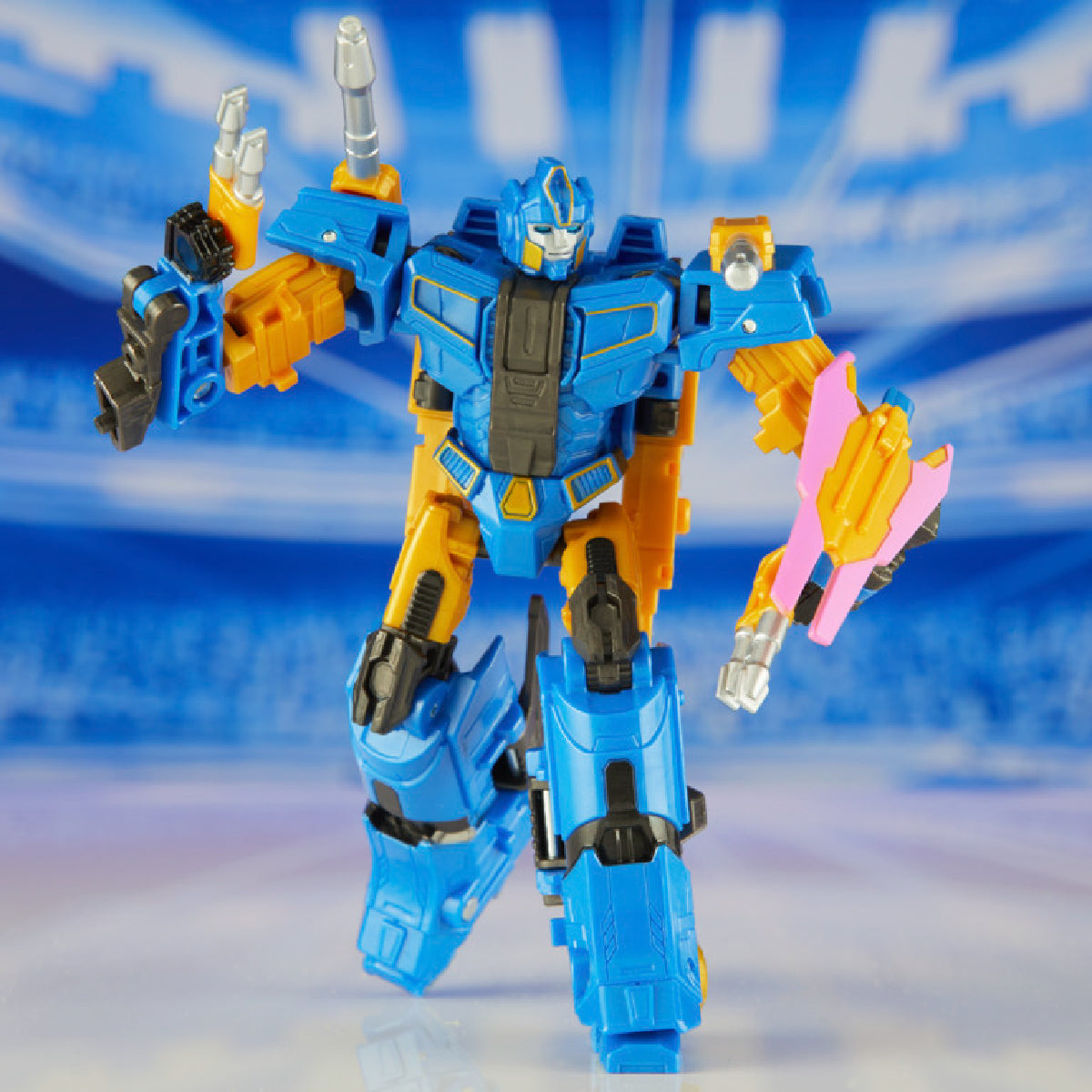 Mô Hình One Prime Changer Sergeant TRANSFORMERS F8693