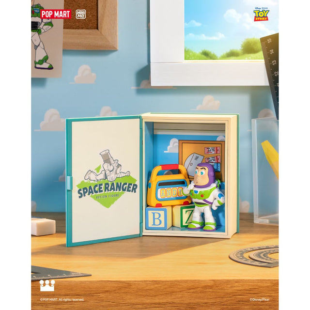 mo-hinh-toy-story-andys-room-pop-mart-6941848261960-09