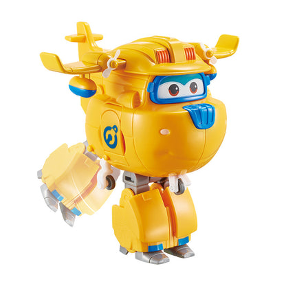 robot-bien-hinh-co-lon-donnie-xay-dung-va-thu-cung-donnie-06
