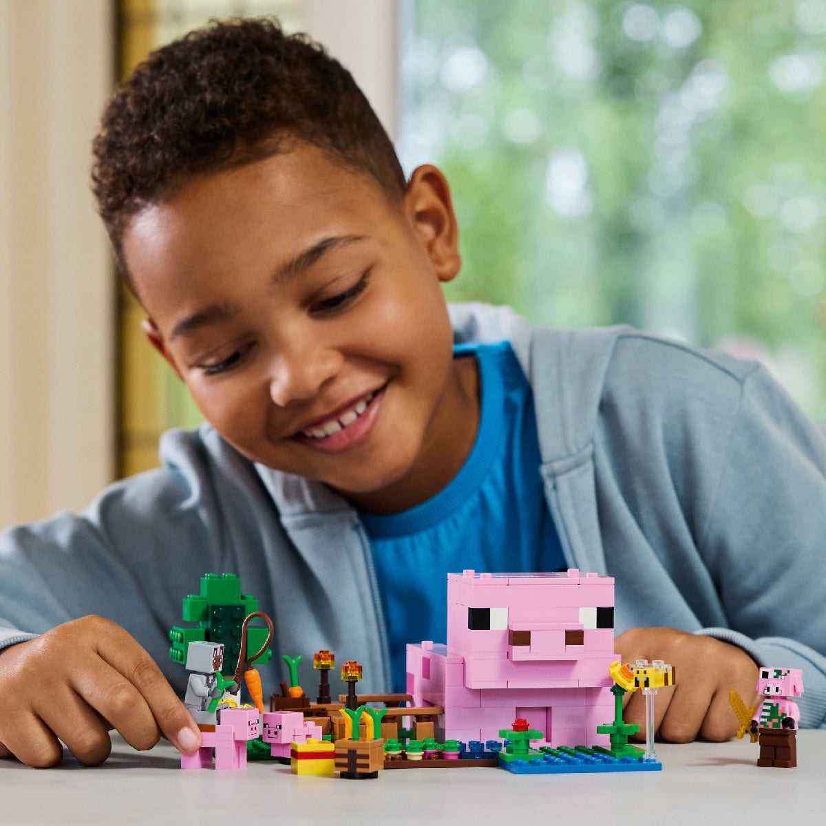 ngoi-nha-cua-nhung-chu-heo-con-lego-minecraft-21268-011