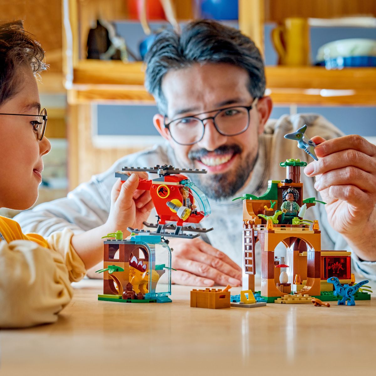 Đồ Chơi Lắp Ráp Nhiệm Vụ Giải Cứu Velociraptor, Stegosaurus Và Pteranodon LEGO JURASSIC 77981 (171 Chi Tiết)