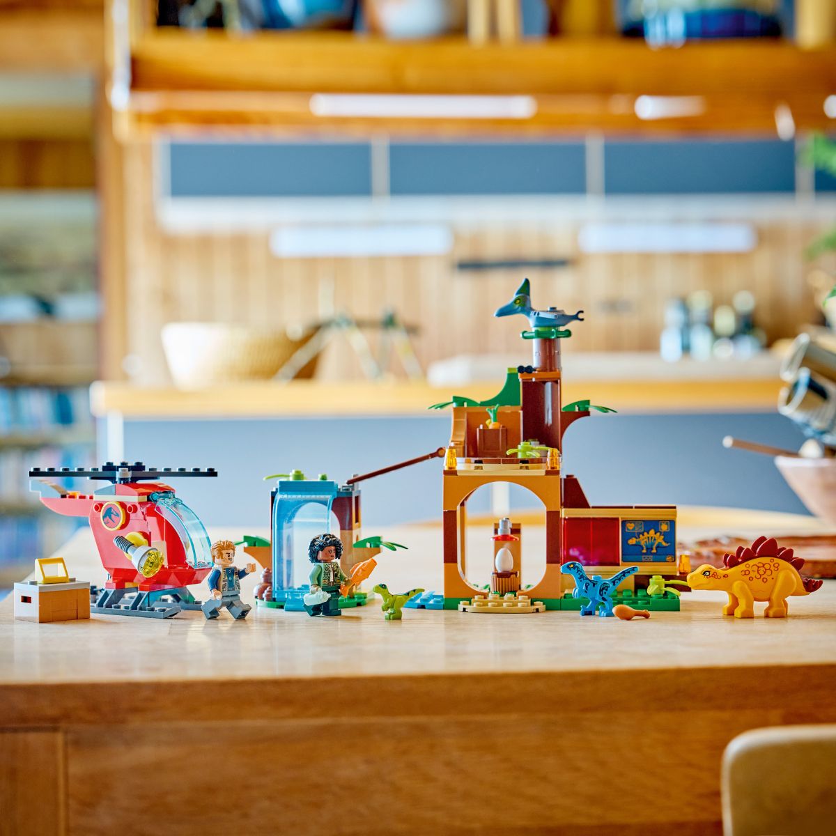 Đồ Chơi Lắp Ráp Nhiệm Vụ Giải Cứu Velociraptor, Stegosaurus Và Pteranodon LEGO JURASSIC 77981 (171 Chi Tiết)