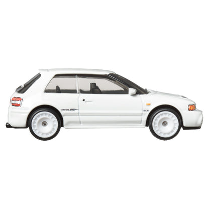 sieu-xe-boulevard-mazda-323-gtx-turbo-hot-wheels-hrt59-gjt58-02