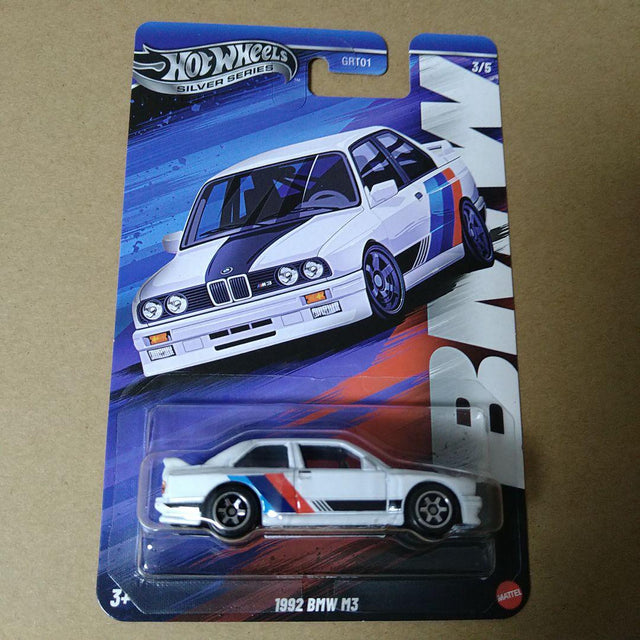 sieu-xe-celebrations-bmw-3-0-cs-hot-wheels-jby56-grt01-03