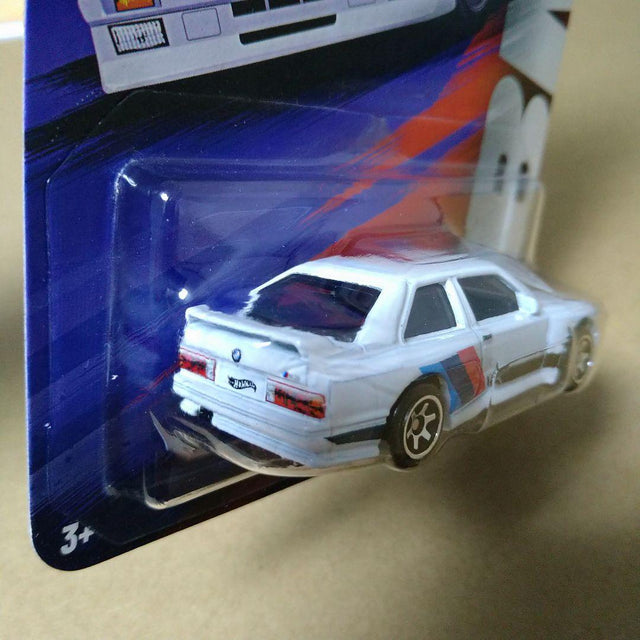 sieu-xe-celebrations-bmw-3-0-cs-hot-wheels-jby56-grt01-05