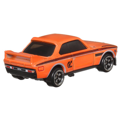 sieu-xe-hot-wheels-gran-tourismo-73-bmw-3-0-csl-race-car-hot-wheels-hrv63-hwr61-02