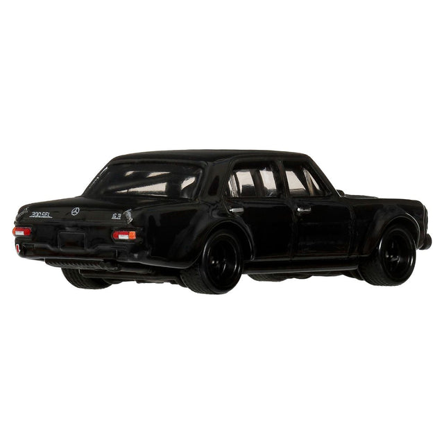 sieu-xe-hot-wheels-sang-trong-mercedes-benz-300-sel-6-8-amg-hot-wheels-jkf20-fpy86-04
