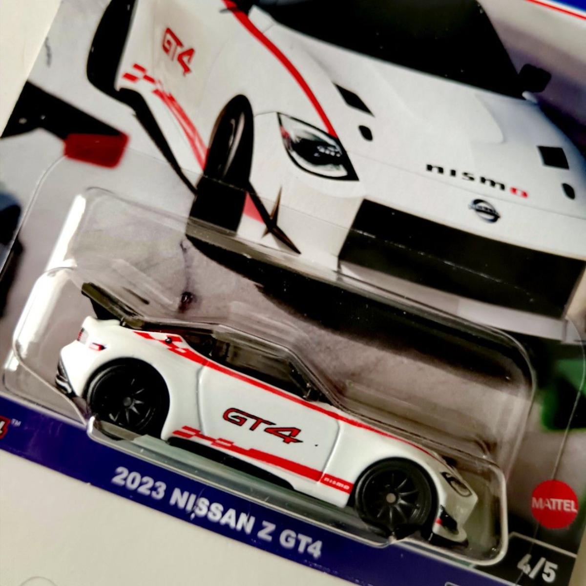 sieu-xe-hot-wheels-sang-trong-nissan-z-gt-4-hot-wheels-fpy86-hrv73-03