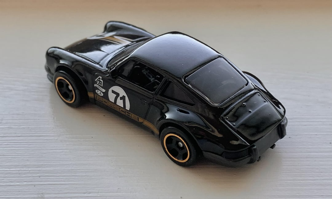 Siêu Xe Sang Trọng EXO ENVY '71 PORSCHE 911 BLACK Hot Wheels FPY86-HKC81