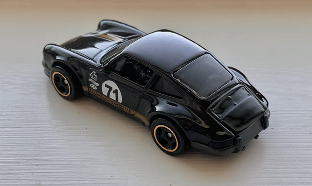 sieu-xe-sang-trong-exo-envy-71-porsche-911-black-hot-wheels-fpy86-hkc81-02