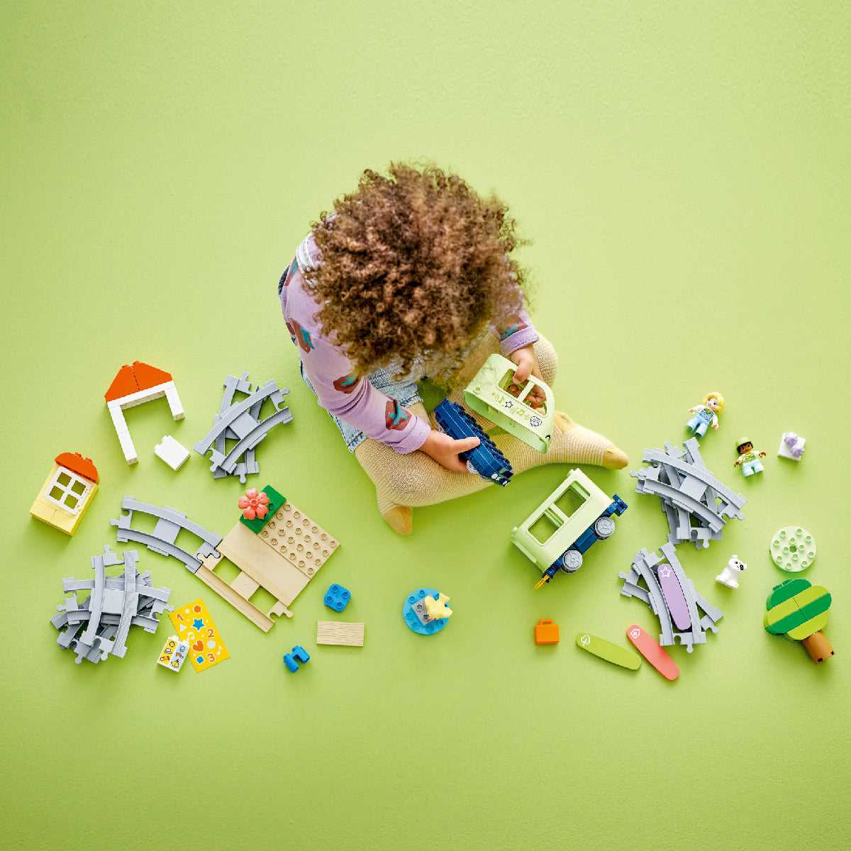 tau-lua-phieu-luu-tuong-tac-lego-duplo-10427-010