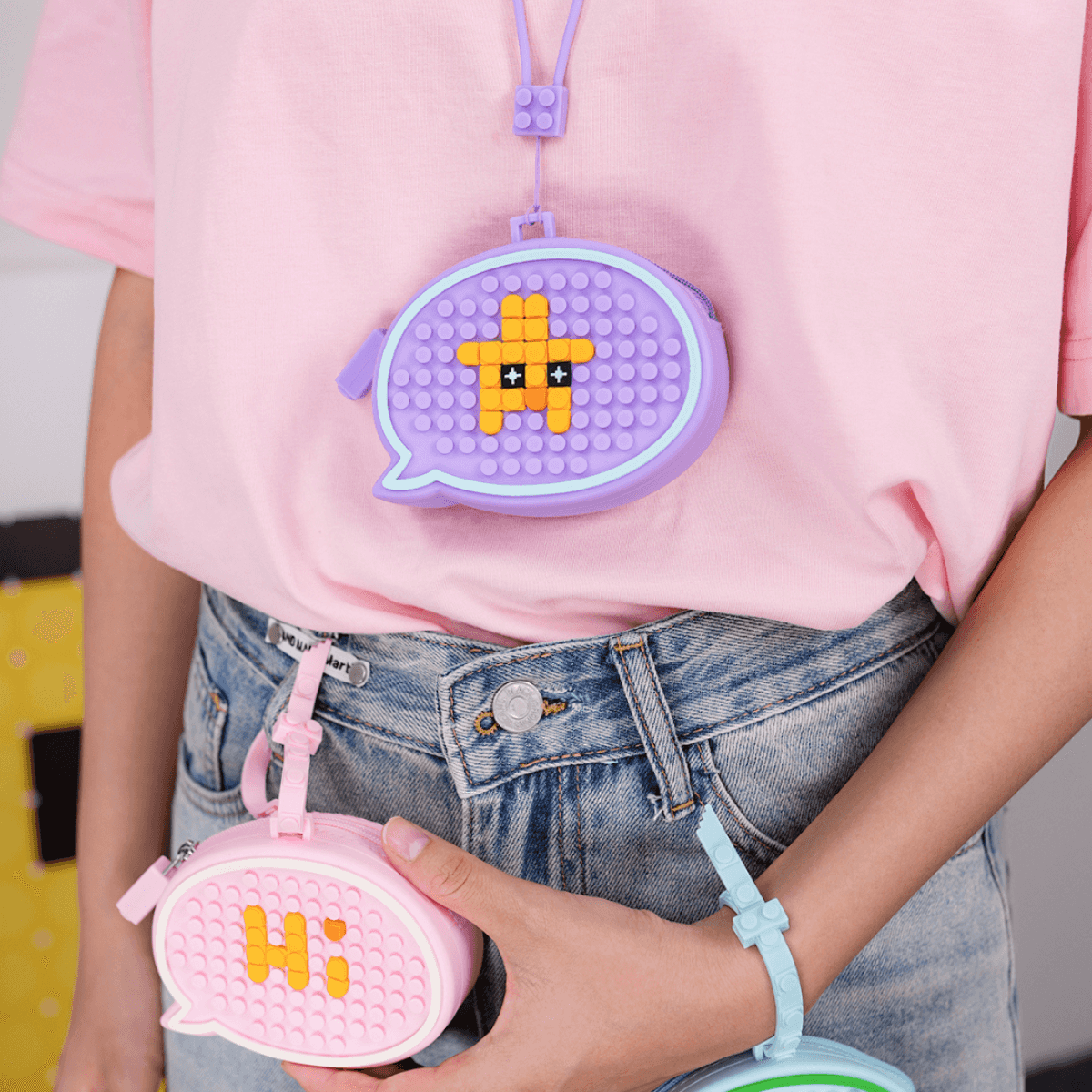 Ví Đeo Echo Mini Hồng UPIXEL UBE22