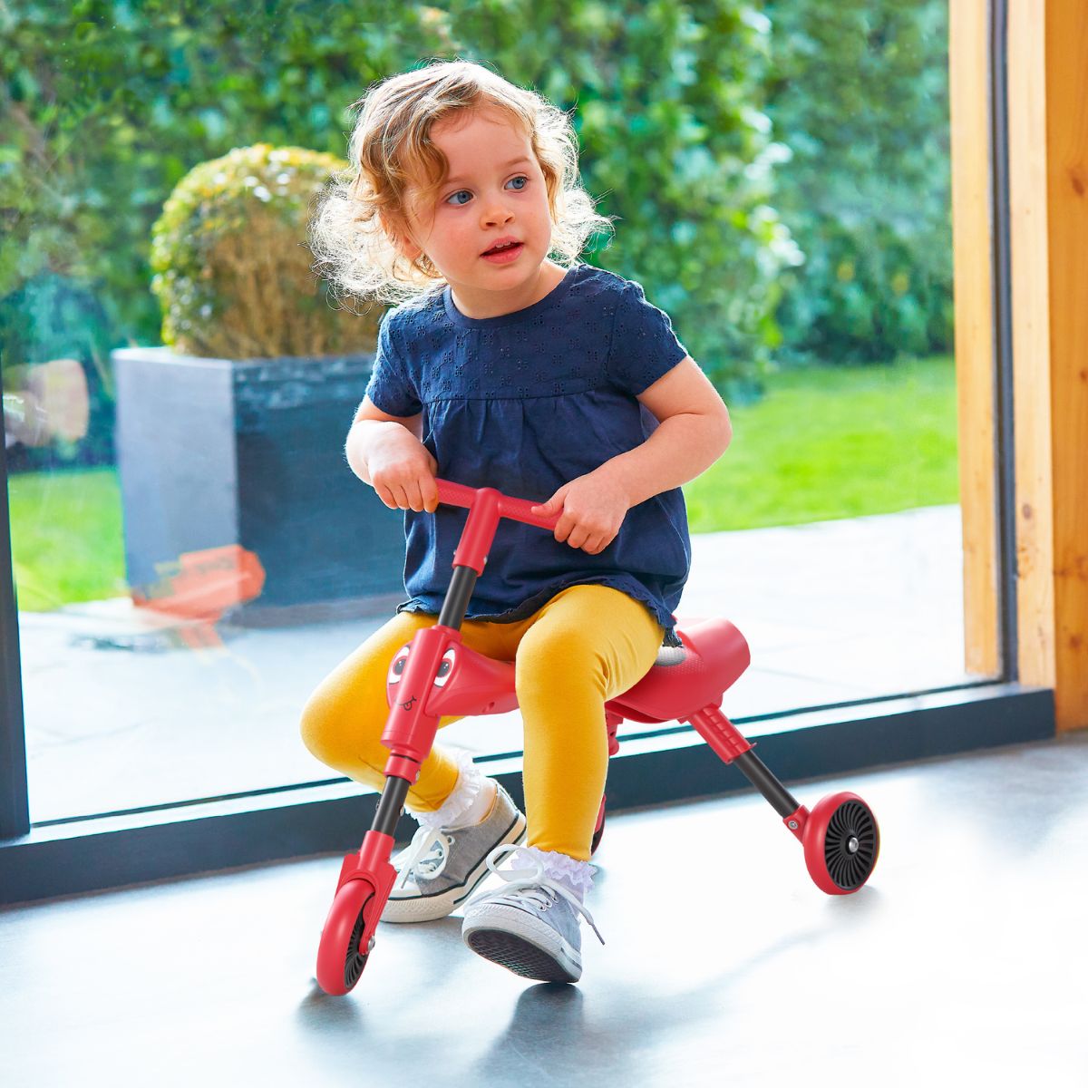 Xe Chòi Chân Bọ Đỏ 3 Bánh Scuttle Bug RIDE ON 8540