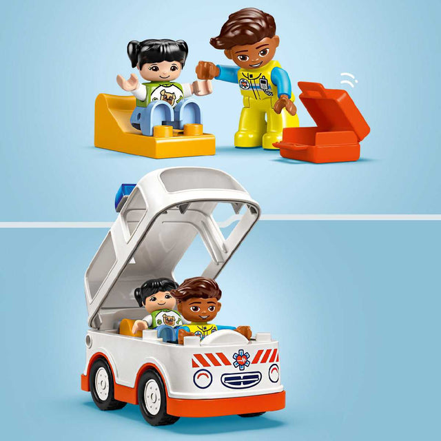 xe-cuu-thuong-tai-xe-lego-duplo-10447-09