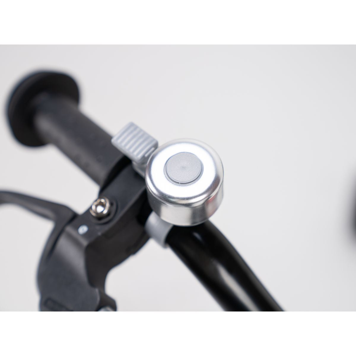 Xe Đạp Trẻ Em Chipmunk 14 Inch Màu Đen BIKE CM14-1/BLA