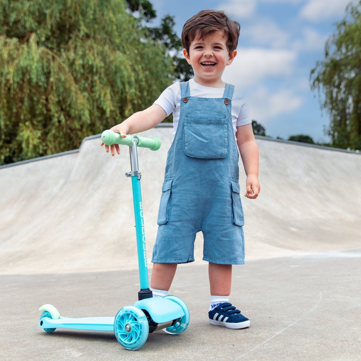 Xe Scooter 3 Bánh Boldcube Teeny Màu Xanh Dương SCOOTER SKY004