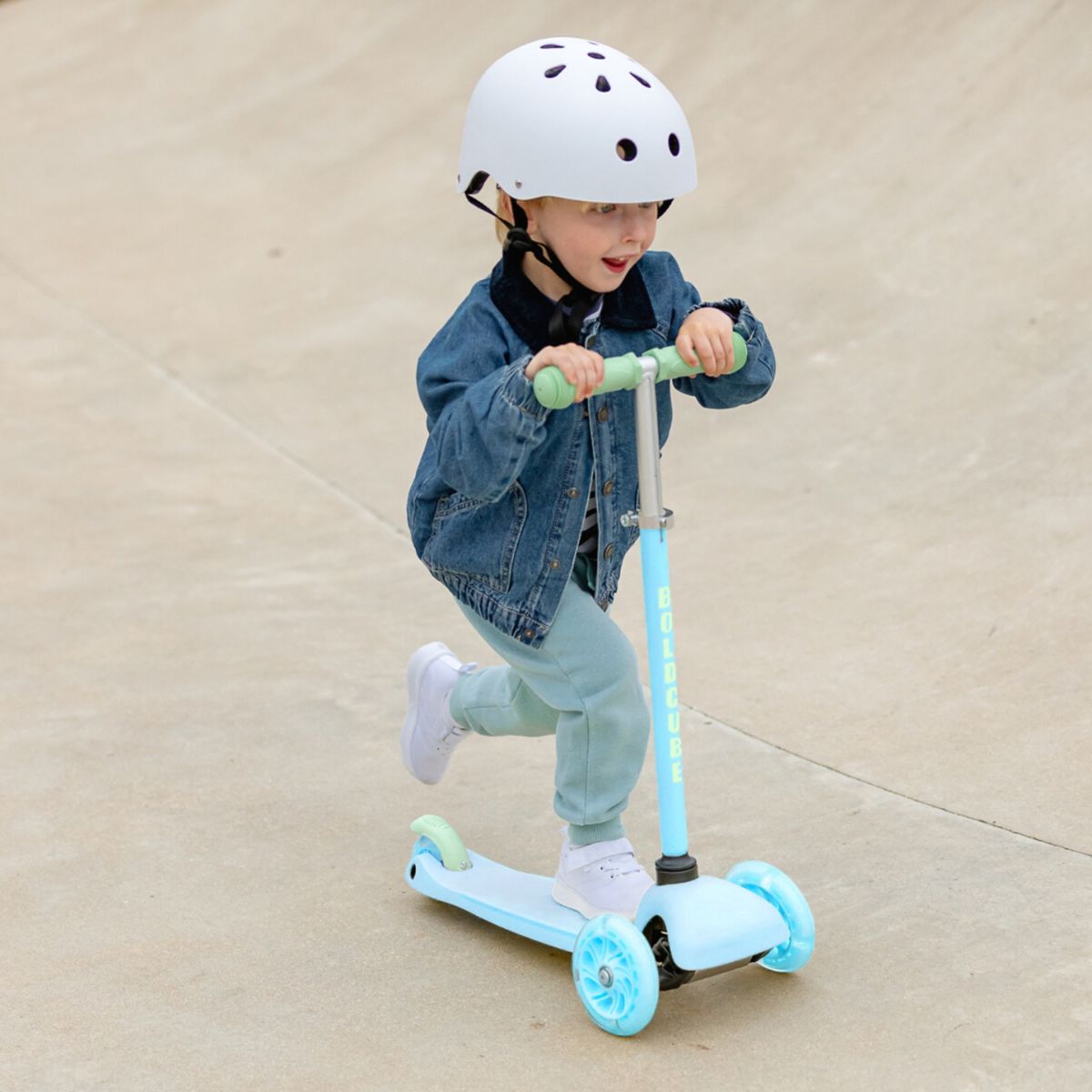 Xe Scooter 3 Bánh Boldcube Teeny Màu Xanh Dương SCOOTER SKY004