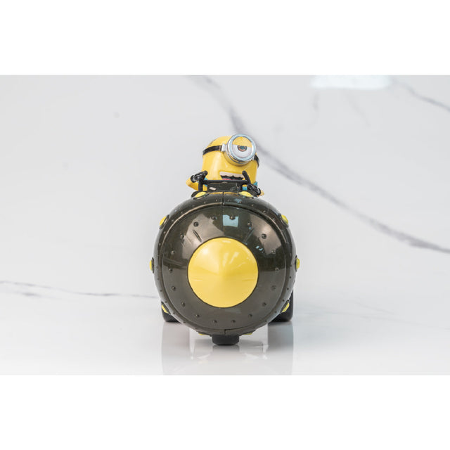 xe-ten-lua-minions-co-chay-chon-minions-7192-03