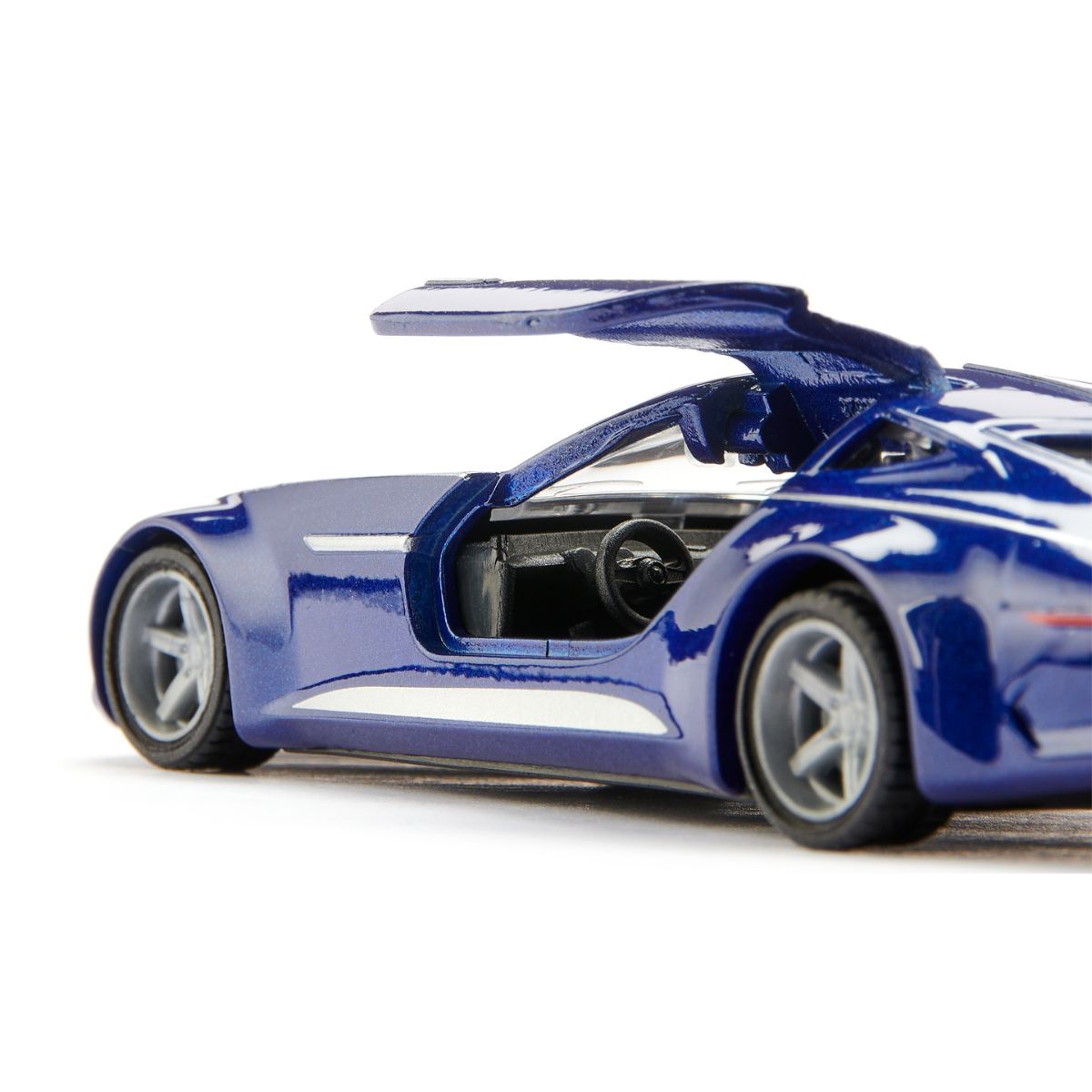 Đồ Chơi Mô Hình Xe Vision Mercedes-Maybach 6 SIKU 2366